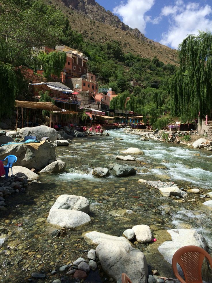 Vue sur la rivière de l'Ourika